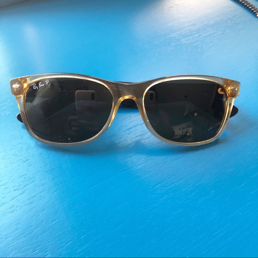 Rayban Wayfarer RB2132 945/57 55-18 Two Tone Brown